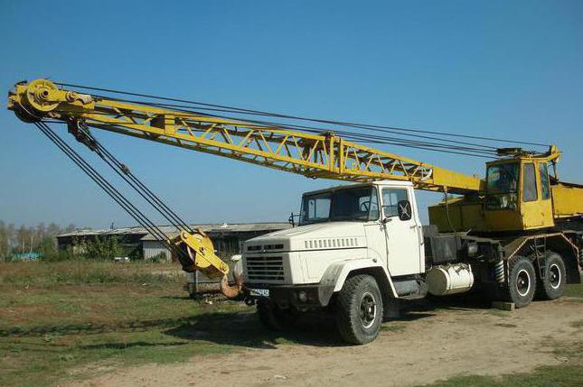 เครนรถบรรทุกบนพื้นฐานของ KrAZ-250