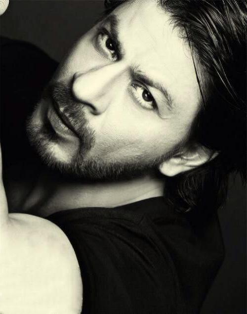 บทภาพยนตร์เรื่อง Shah Rukh Khan ในบทนำ