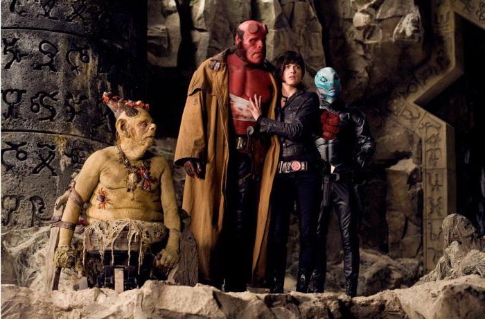 "Hellboy 2" นักแสดงที่เล่นสนุกสนานด้วยกระพริบตาและ ectoplasm