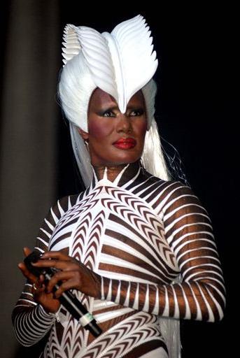 ชีวประวัติของ Grace Jones