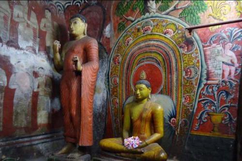 Dambulla - วัดพระในศรีลังกา