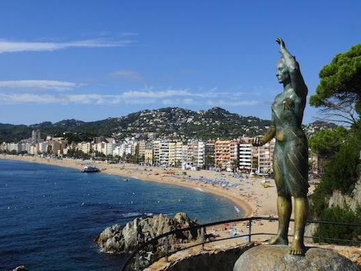 สถานที่ท่องเที่ยวของ Lloret de Mar (สเปน) สิ่งที่เห็นในเมือง Lloret de Mar ในสเปน?