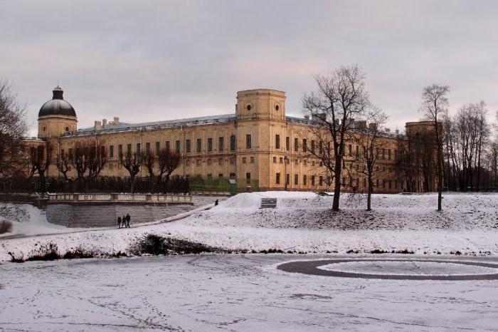 Gatchina - พิพิธภัณฑ์สำรองซึ่งควรจะเข้าเยี่ยมชมจำเป็น!