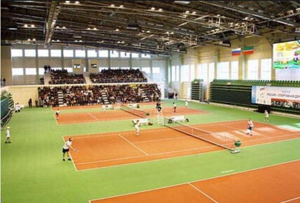 Tennis Academy (Kazan) - หุ่นจำลองที่ทันสมัยของนักเทนนิสชาวรัสเซีย
